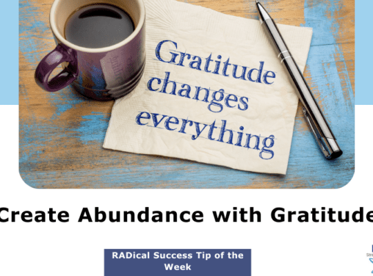 Text overlay saying 'Gratitude changes everything' on a serene background, inspiring positivity and thankfulness.